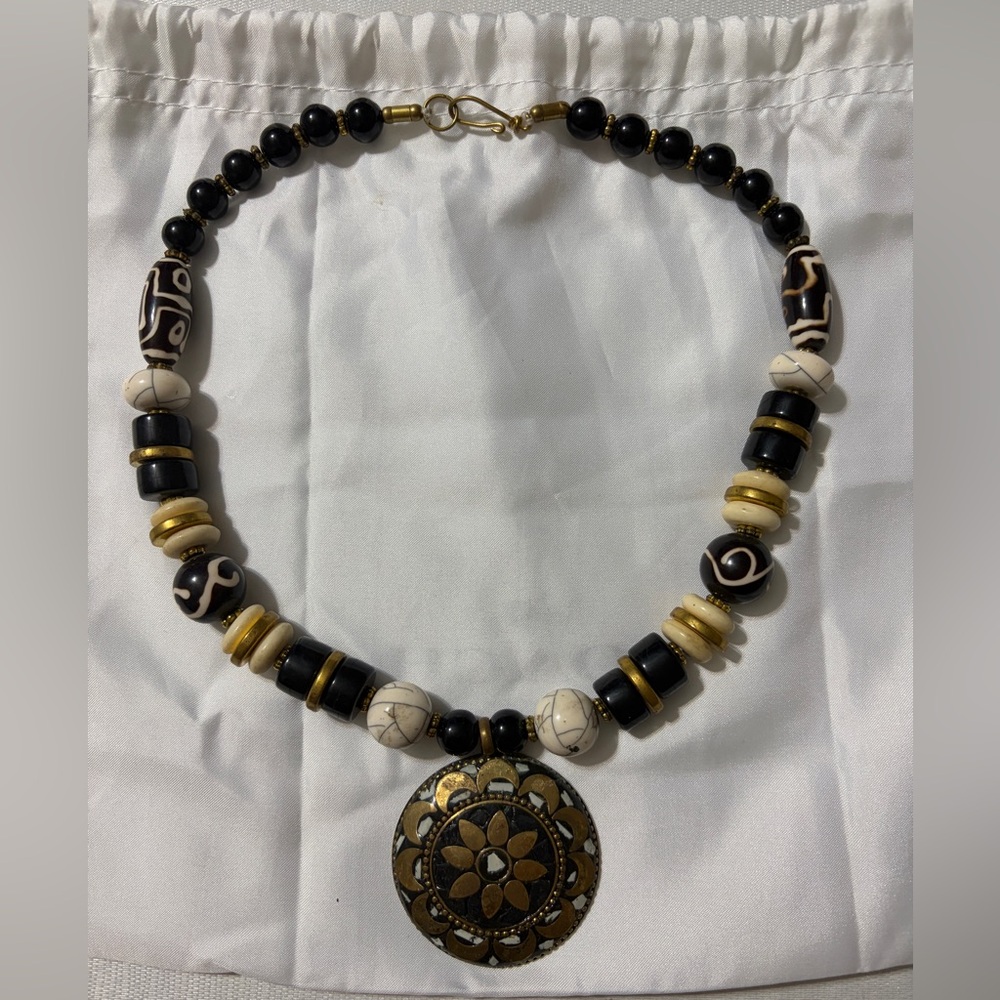 Black and Gold Beaded Necklace